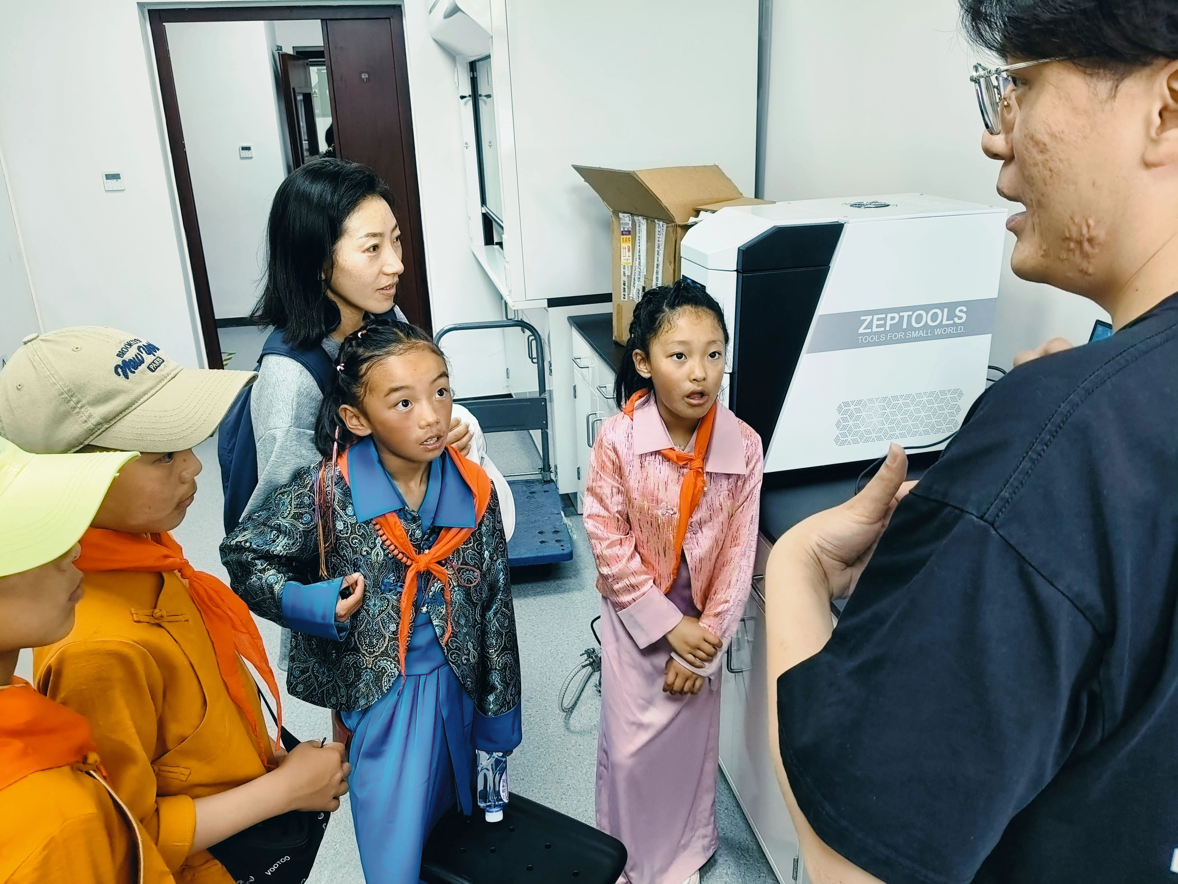 臺式掃描電鏡 臺式掃描電鏡